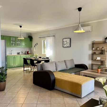 Coralli Pentati 1 "Dimitris Apartments" Kültér fotó